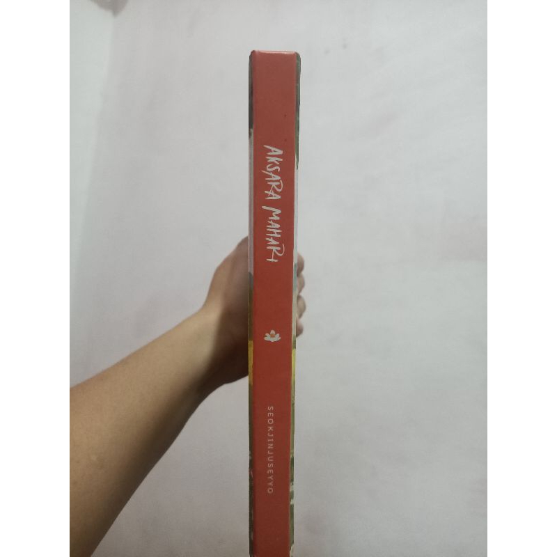 

PRELOVED BUKU AKSARA MAHARANI