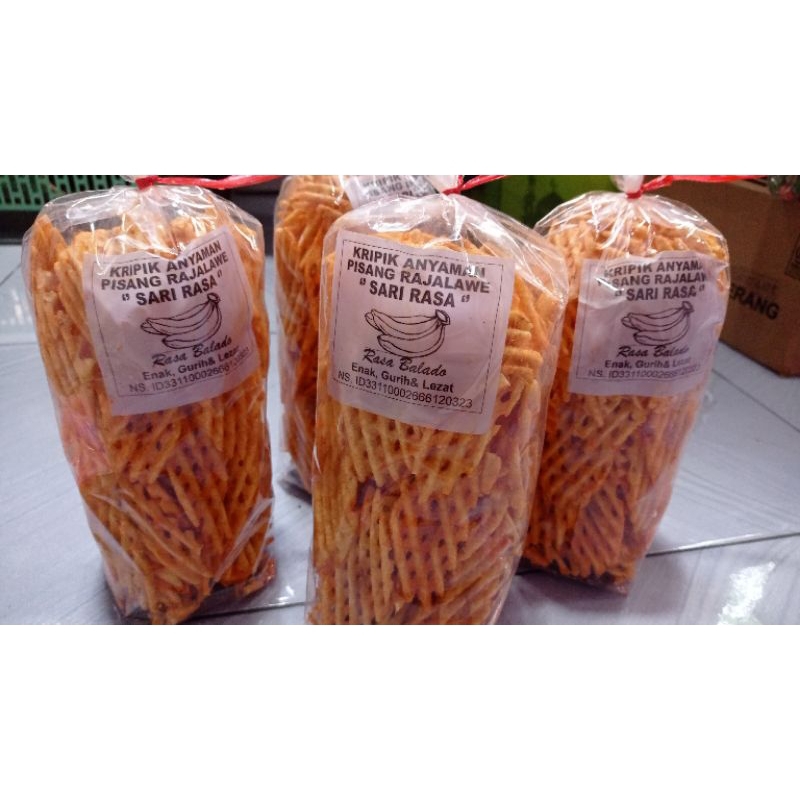 

Kripik pisang anyam