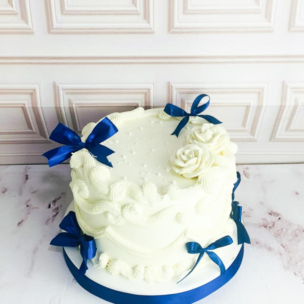 

Kue Ulang Tahun/Birthday Cake/Kue Ultah Tema Ribbon Flower/Kue Birthday Jakarta