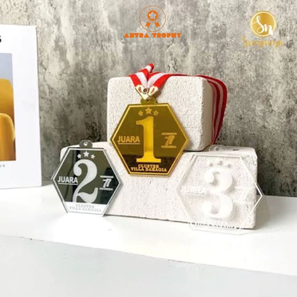 Medali Emas Akrilik Gold Medali Akrilik Gold Medali Emas Grafir Medali Akrilik