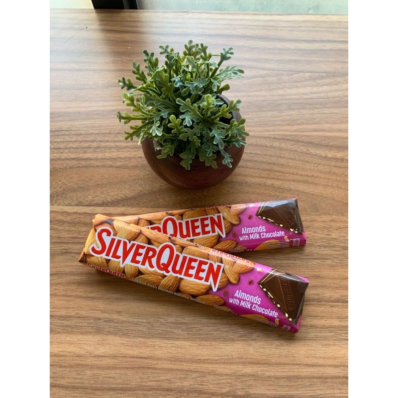 

Silverqueen almond with milk chocolate 55g