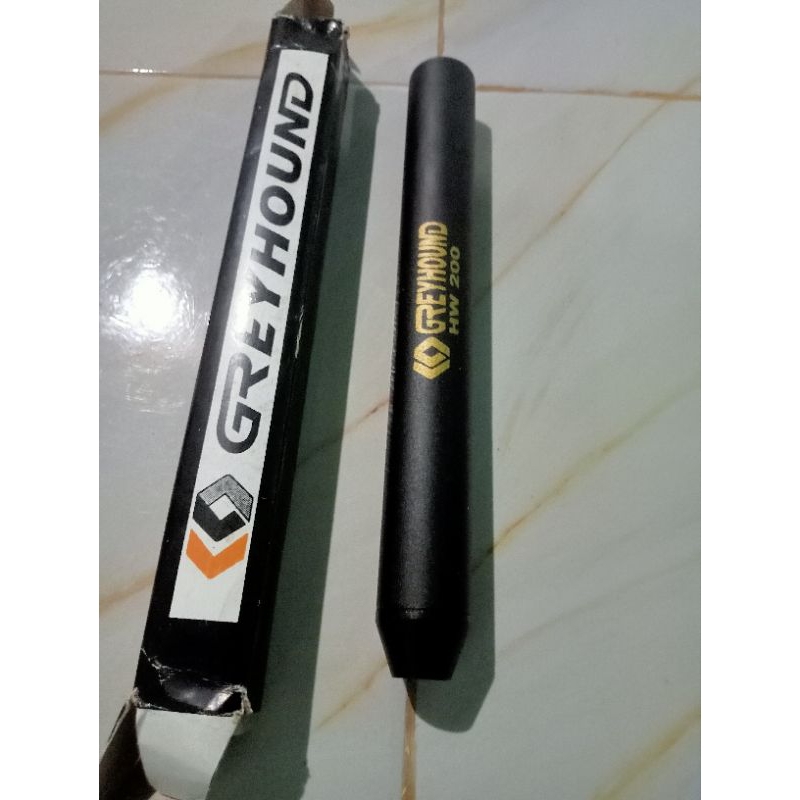 peredam senapan angin.