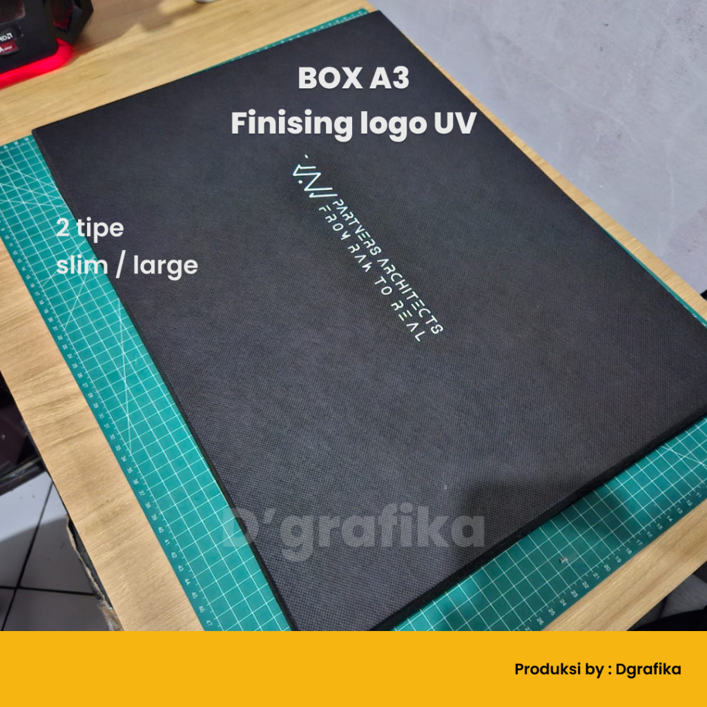 

Hardbox arsitek / box custom untuk kertas A3 ( Logo UV DTF )