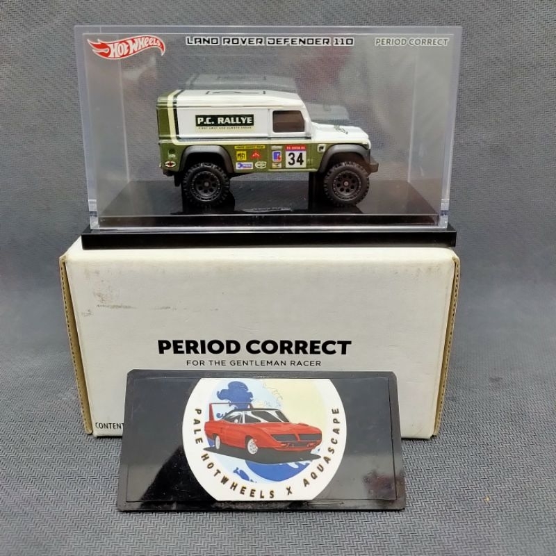 HOTWHEELS PERIOD CORRECT LAND ROVER DEFENDER 110 RARE