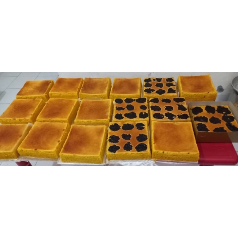 

kue basah lapis legit maksubah makjo engkak ketan hampers parcel
