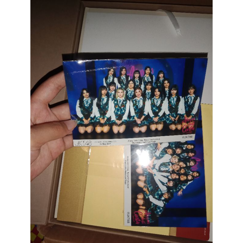 photo group non formal last show shani JKT48