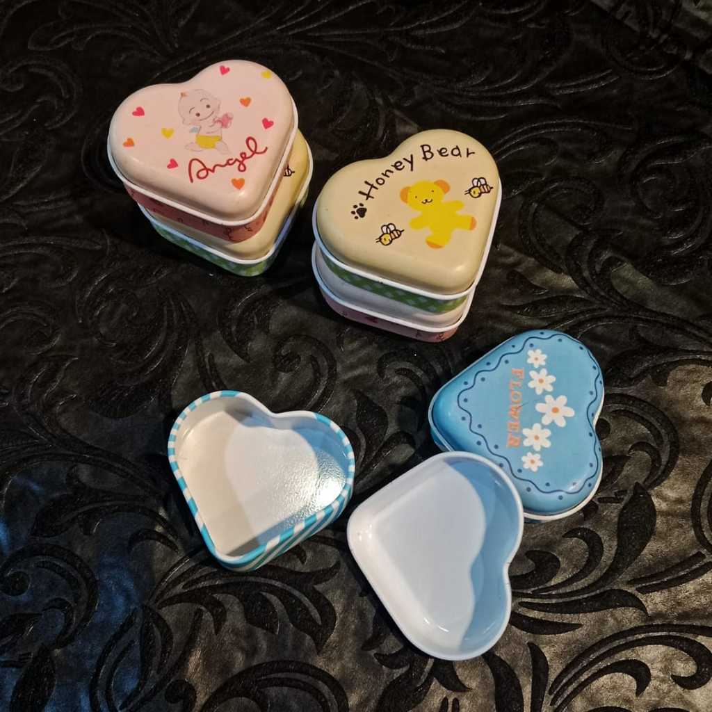 

Kotak Kaleng Mini bentuk Love Harga satuan