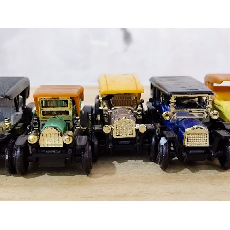 High Speed Vintage  Diecast Mobil Klasik Asik 1/64