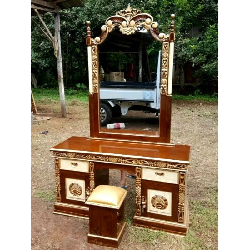 Meja Rias / Tolet Cinta Kayu Jati Jepara