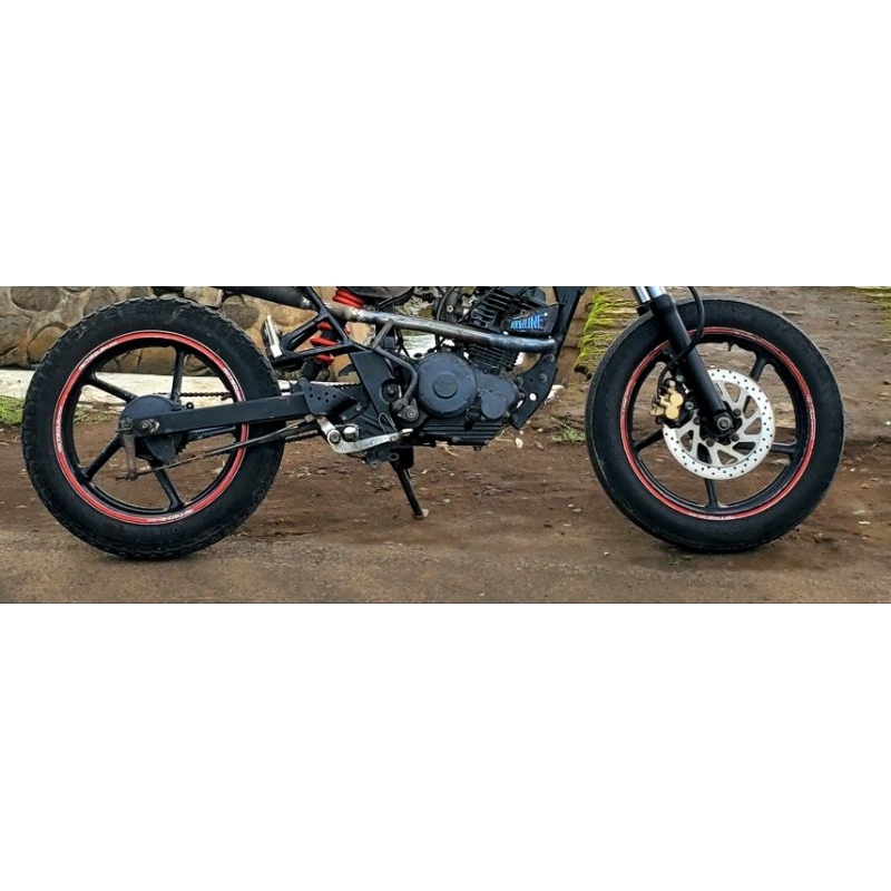 velg set yamaha byson original ban swallow