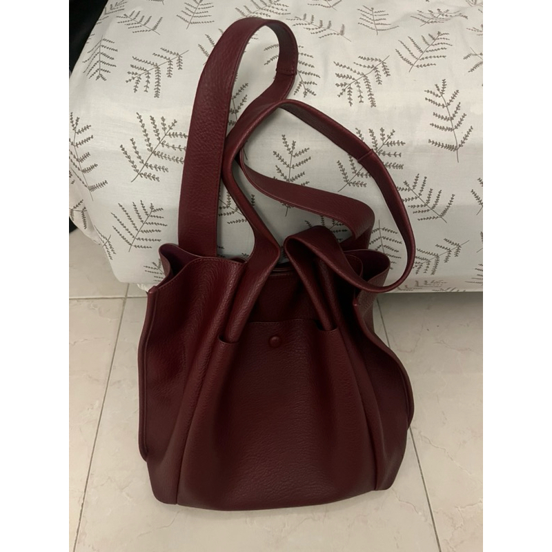 hush puppies burgundy totebag