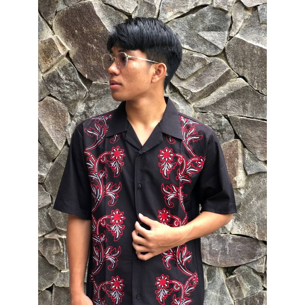 HEM KEMEJA PRIA BATIK SEKAR JEPARA HANDMADE LENGAN PENDEK