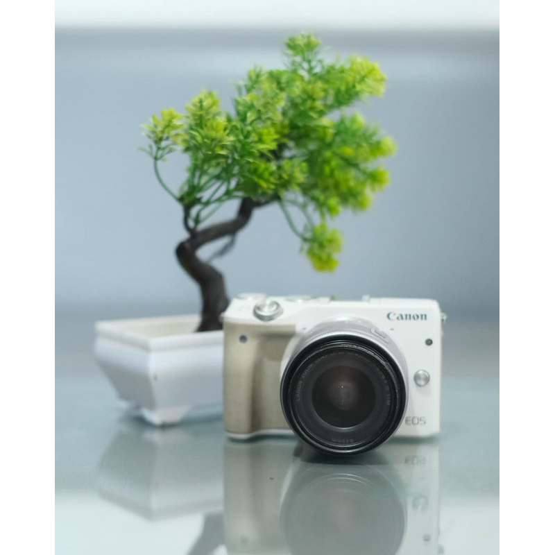 KAMERA MIRRORLESS CANON EOS M3 + 15-45mm
