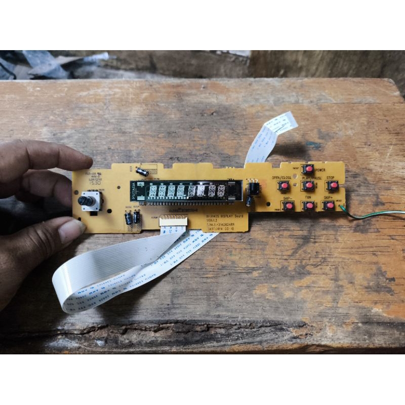 panel depan dvd home theater lg DH3140S