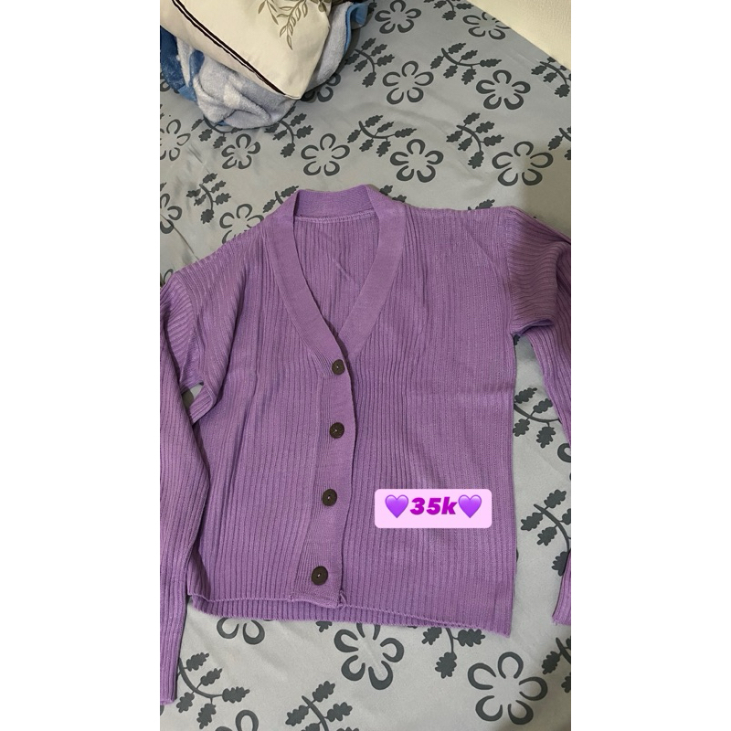 cardigan ungu