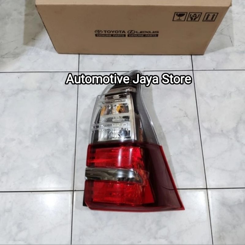 Lampu Stop / Stoplamp / Belakanh Avanza Veloz 2019 Original