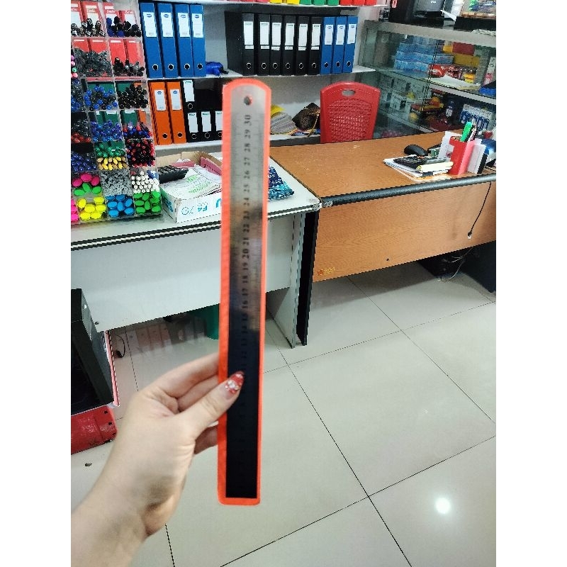 

Penggaris Besi 30 CM