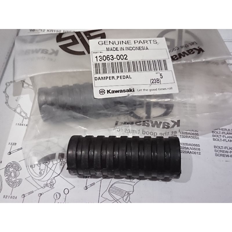 KARET SELAHAN KICK STARTER ORIGINAL KAWASAKI NINJA R RR