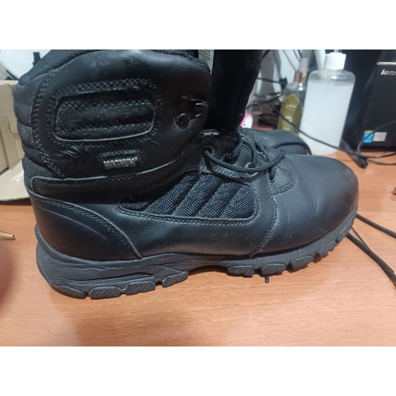 Sepatu Boot Tactical Magnum