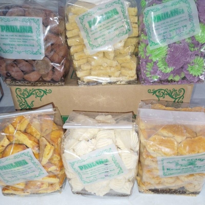 

Paket Kue Kering Paulina / Monica / Primadona