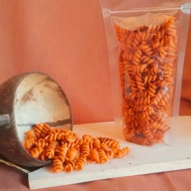 

Makaroni Spiral Pedas Daun Jeruk Kemasan Standar