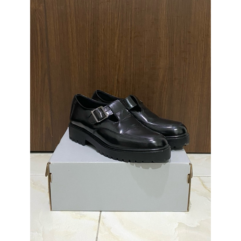 Preloved Sepatu Chunky Loafer Nappa Milano