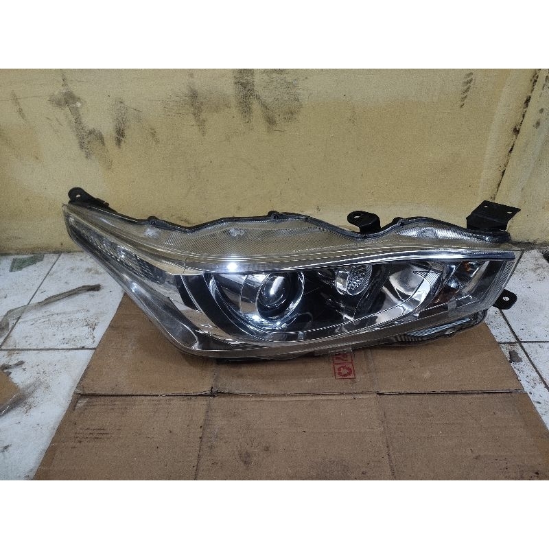 headlamp yaris lele 2016 2017 original