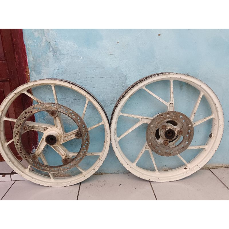 Velg shogun 125 SP pnp satria fu original