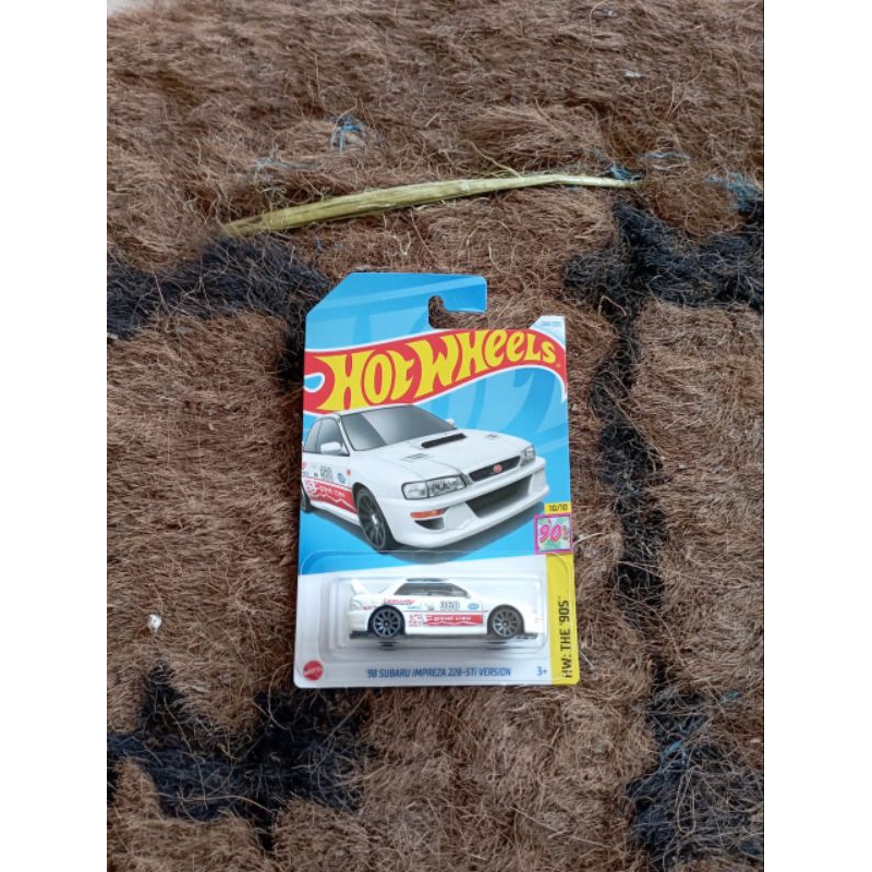 Hot wheels Subaru impreza 22b sti version