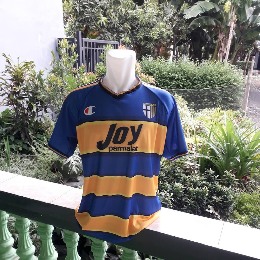 Jersey Bola Retro AC Parma 2001 Home Away