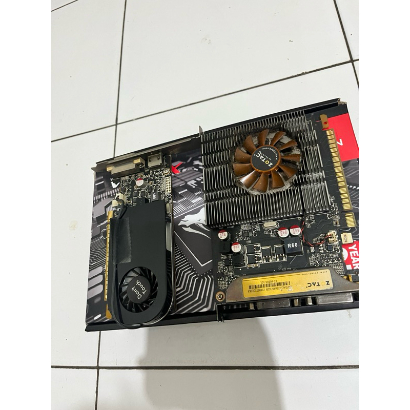 VGA Nvidia Geforce GTX 745 4gb + VGA Zotac GTX 640 2GB