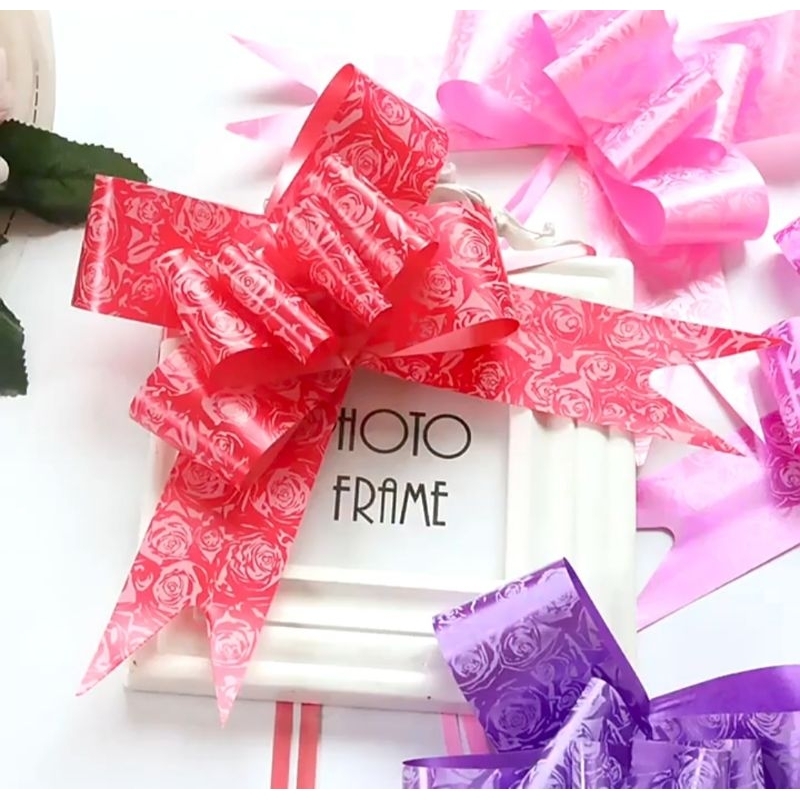 

(10 Pcs) Pita Tarik Sedang 23 mm / Pita Serut Hiasan Parcel Souvenir Kado Pull Flower Ribbon