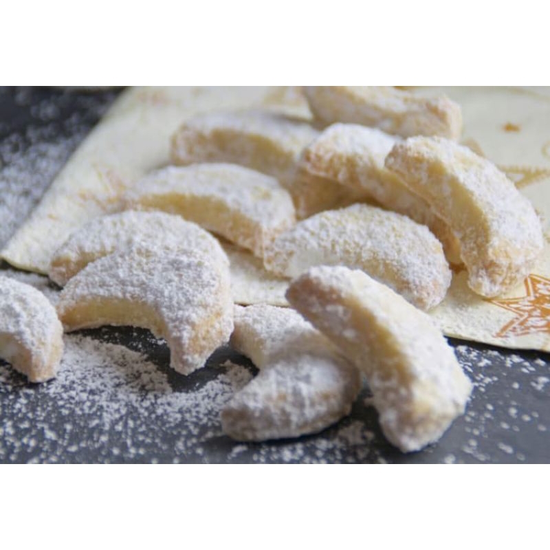 

Kue Kering Putri Salju Khas Medan Enak Toples 1000ml