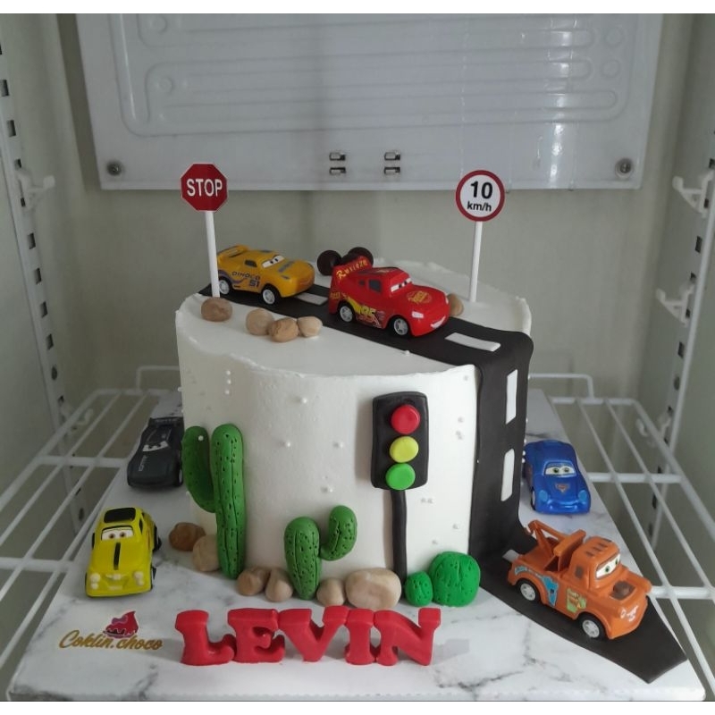 

cake birthday mobil / kue ultah cars