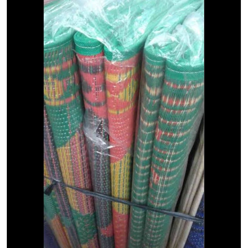 tiker plastik 200×300 isi 2