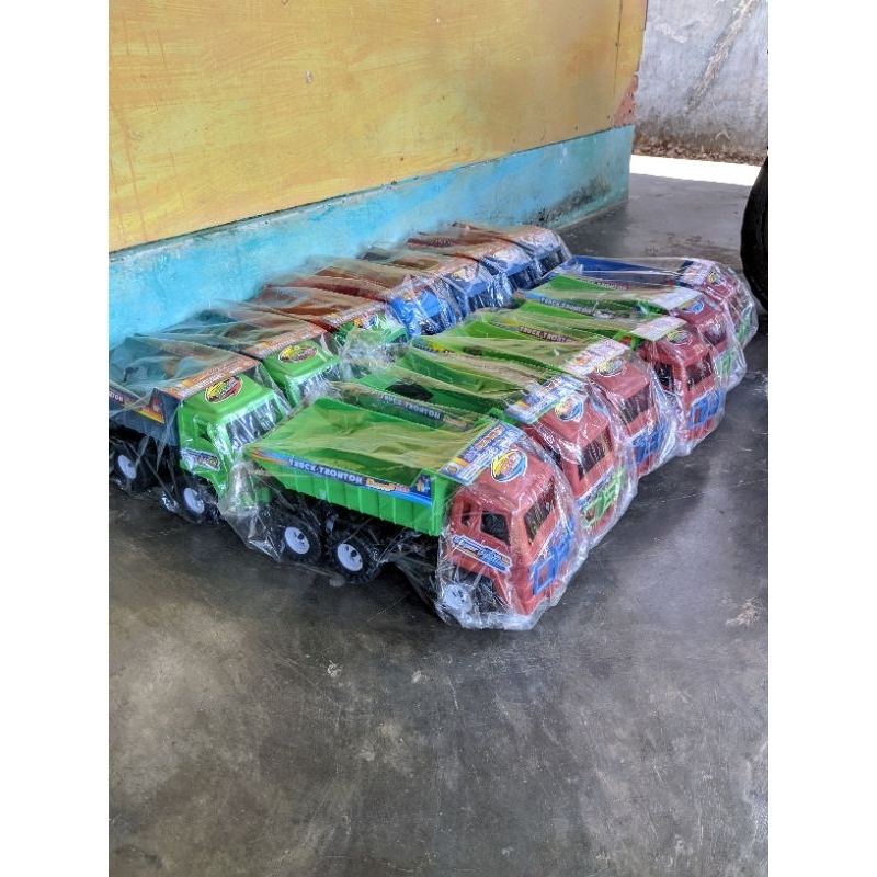 Mainan truck plastik original + 1sasis miniatur