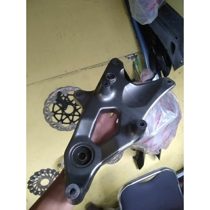 arm nouvo z ais