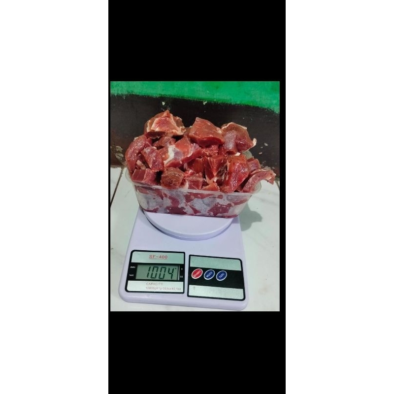 

Daging seger Semur lokal potong 25 ( 1 kg )