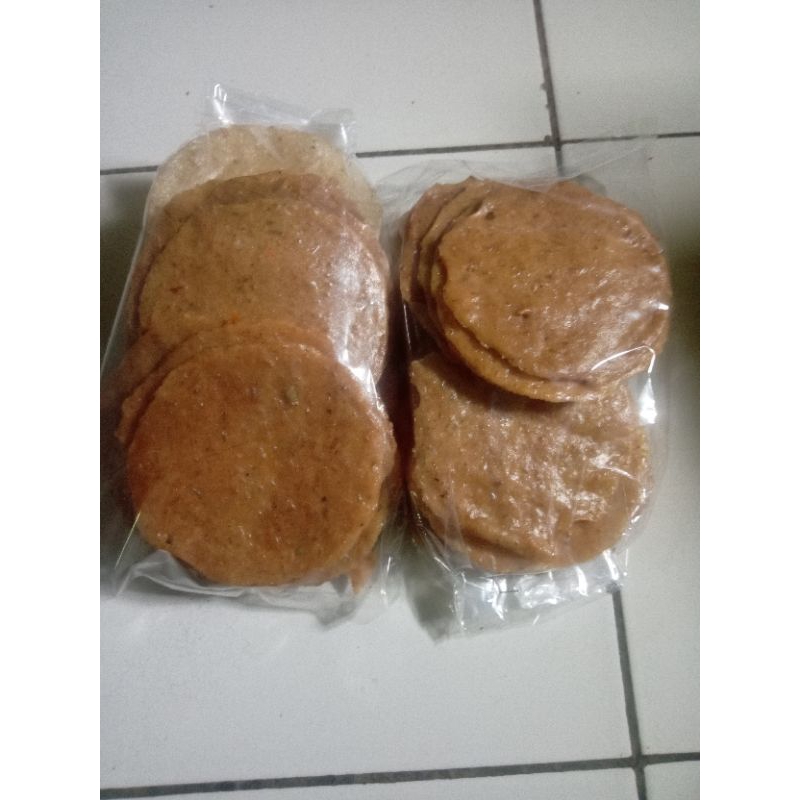 

Kerupuk/Opak ketan manis