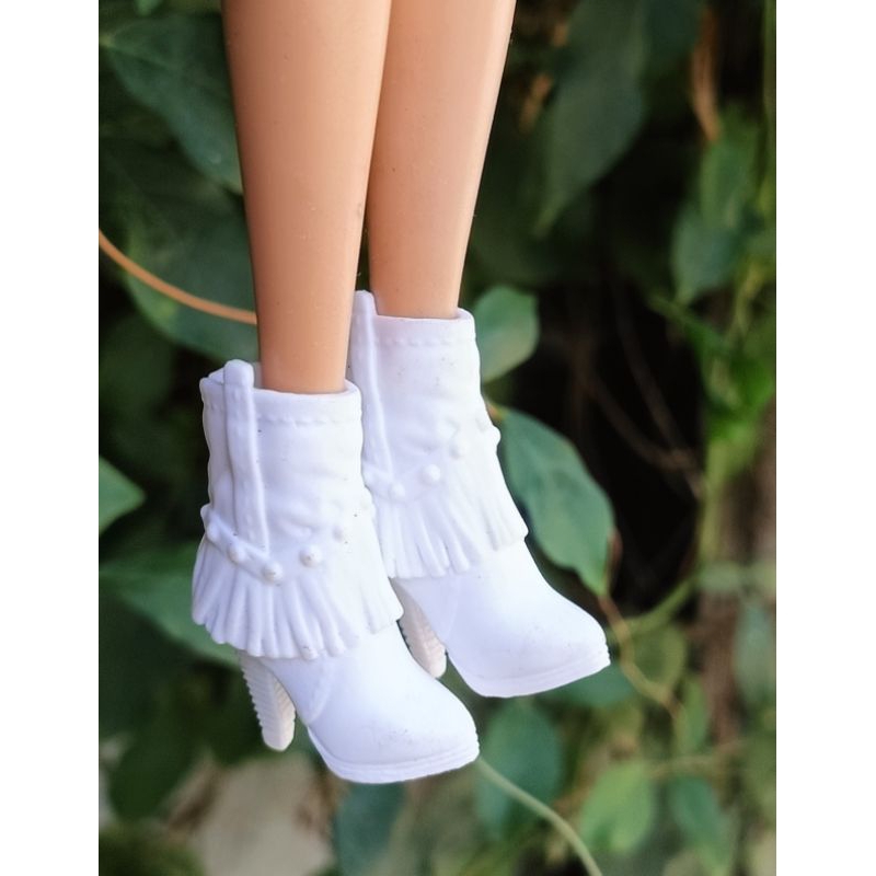 sepatu Koboy untuk kaki jinjit