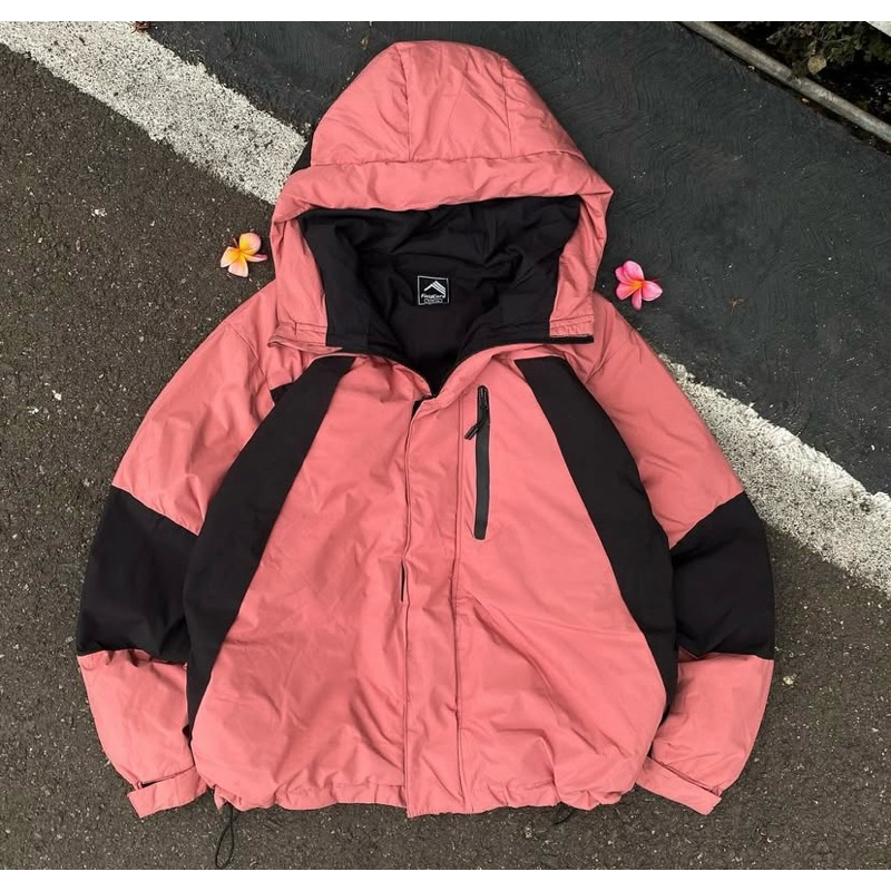 PRELOVED Jaket Gunung FieldCore