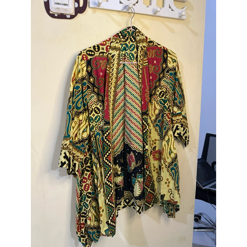 Preloved Outer Batik