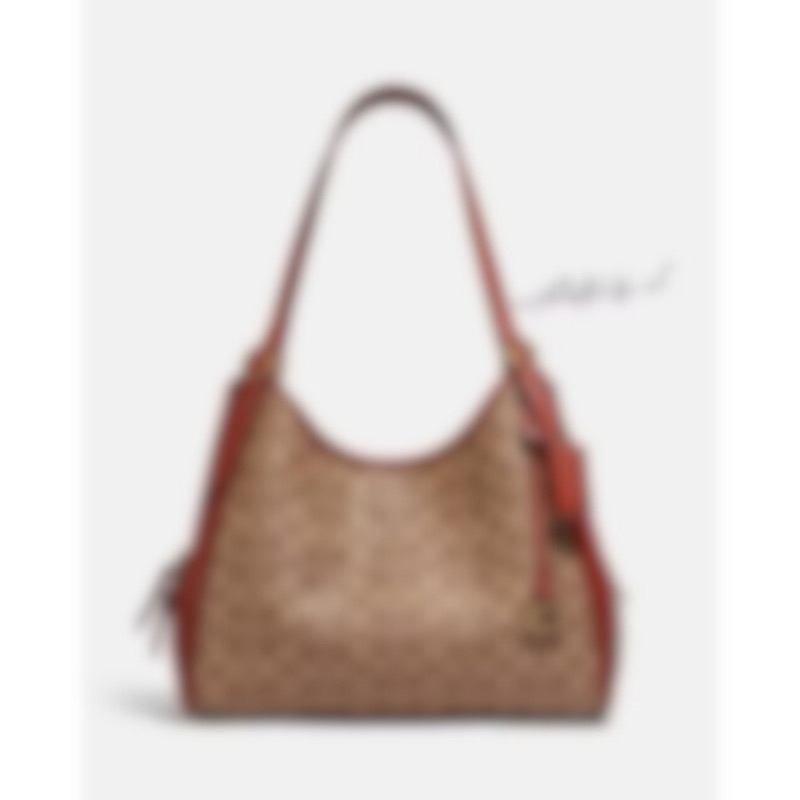 TAS WANITA LORI SHOULDER BAG IN SIGNATURE