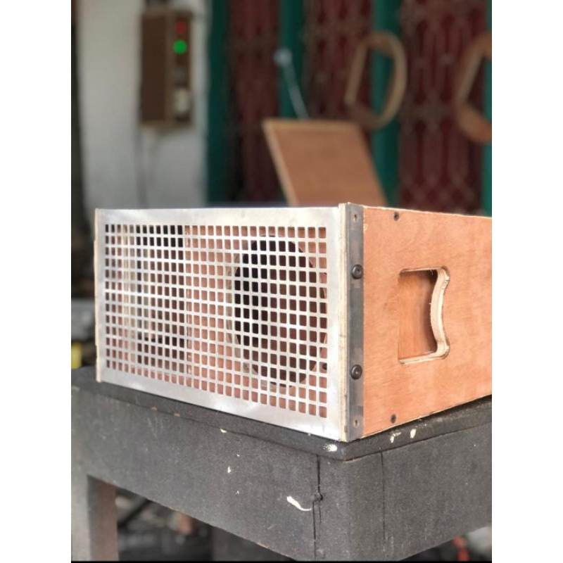 BOX SPEAKER LINE ARRAY MODEL VERA MENTAHAN