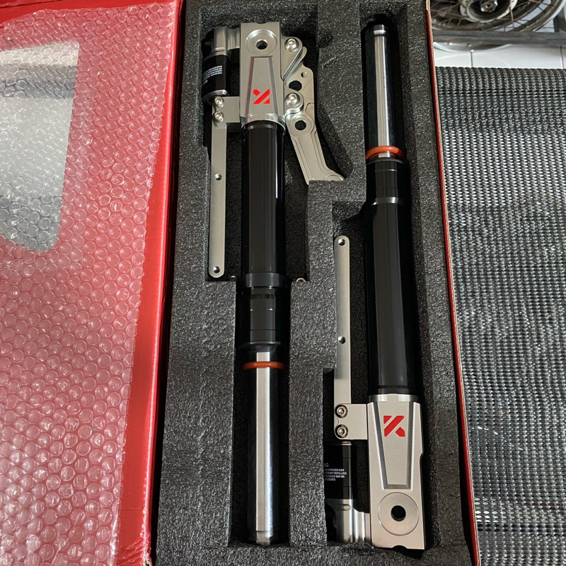 SHOCK DEPAN KTC AEROX HITAM SILVER