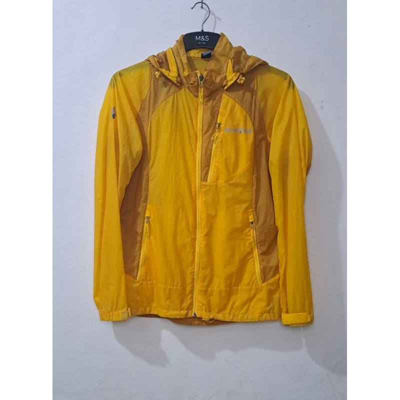 JAKET RUNNING MONTBELL