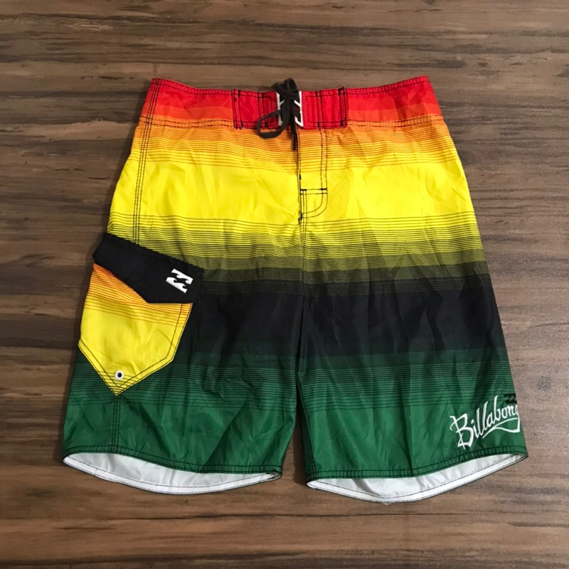 celana surfing Billabong size S preloved