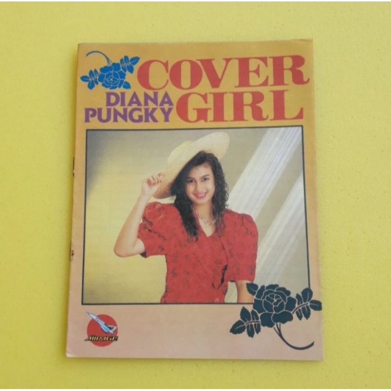 

Buku tulis garis jadul cover Diana Pungki