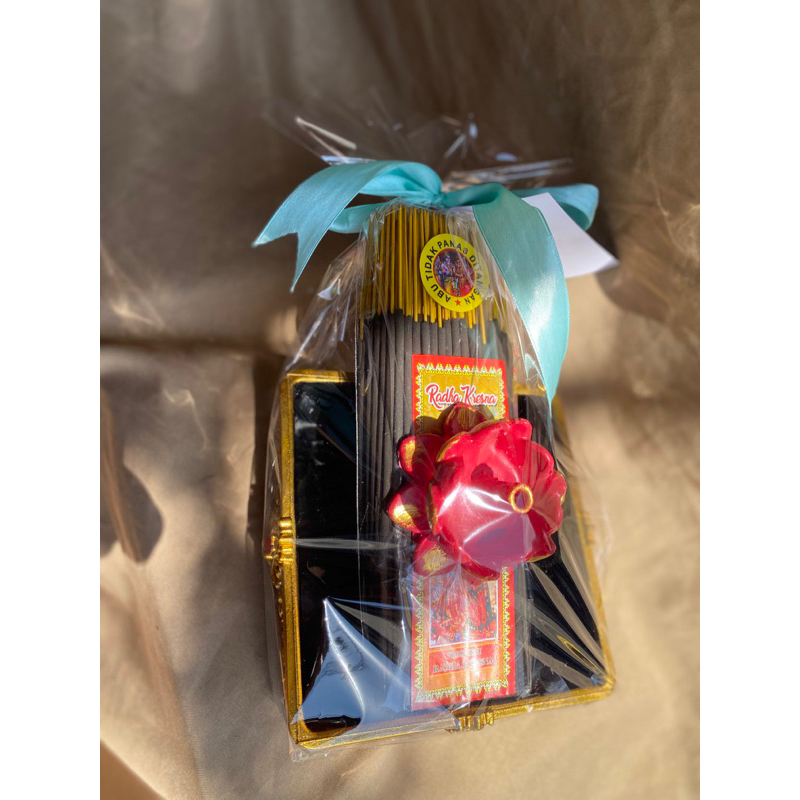 

PENYALIN SOK SALIN SOK HAMPERS PARCEL PARSEL BINGKISAN METATAH NGANTEN NIKAH MEPANDES TELU BULANAN OTONAN MURAH TERLARIS BALI