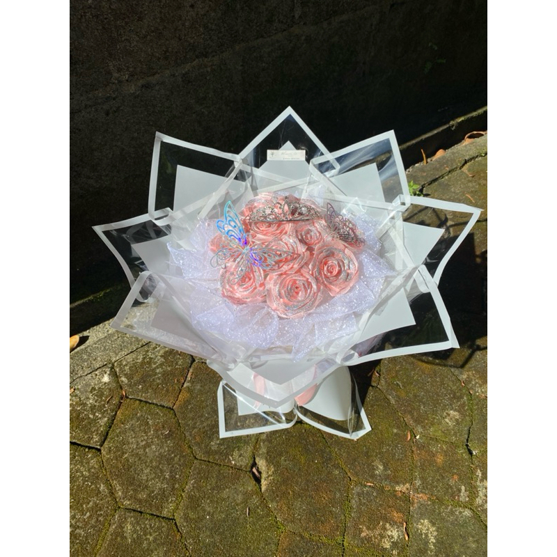 

Buket pita satin 10 tangkai